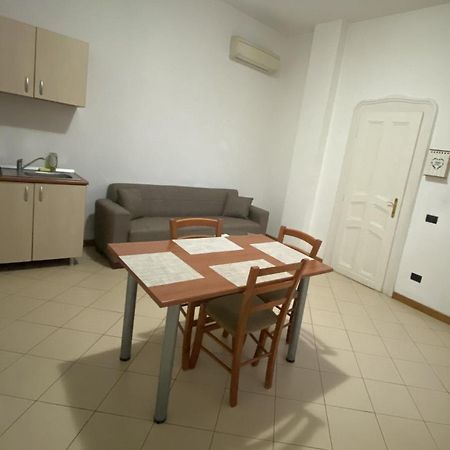 Apartament Piata Victoriei Timisoara Leilighet Eksteriør bilde