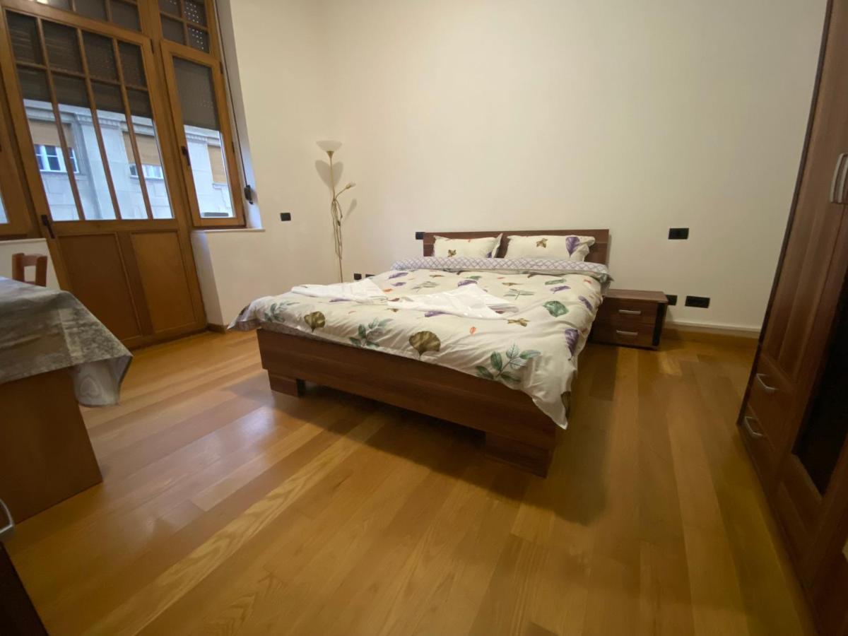 Apartament Piata Victoriei Timisoara Leilighet Eksteriør bilde